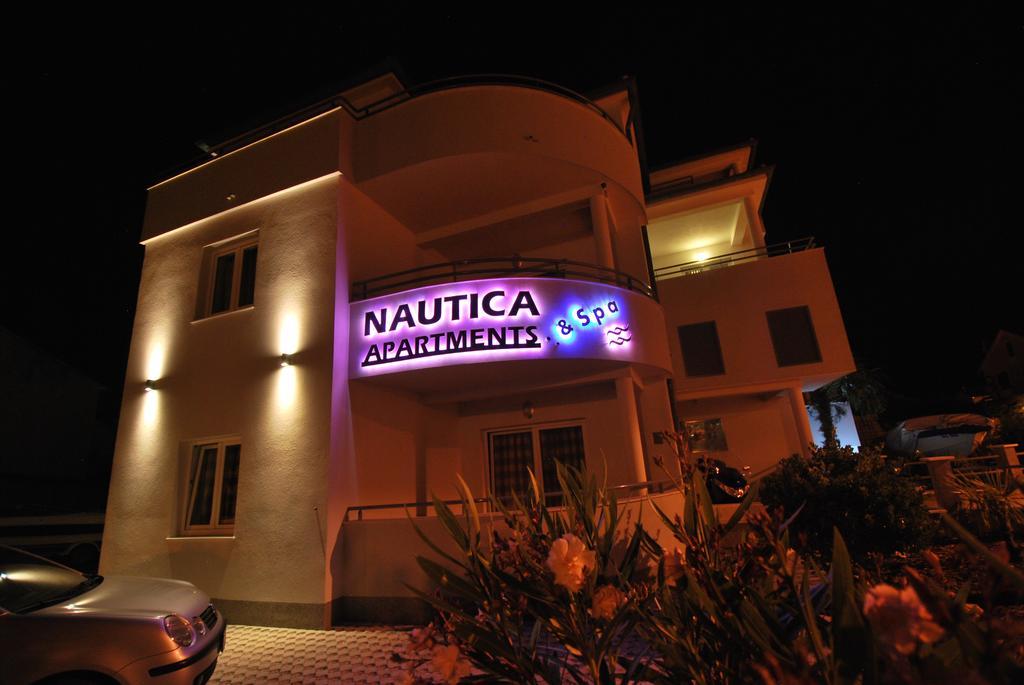 Nautica Apartments Betina  Dış mekan fotoğraf