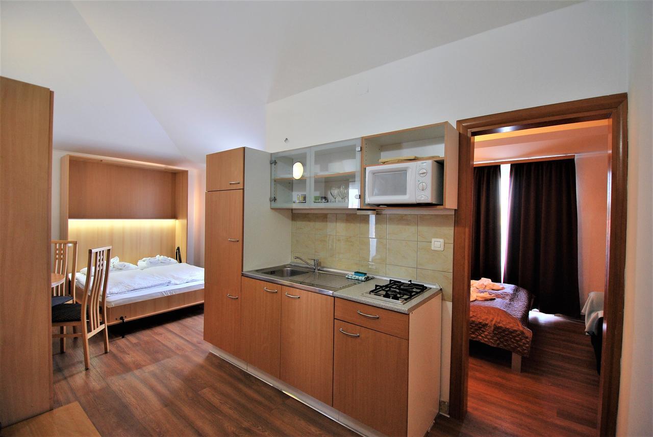Nautica Apartments Betina  Dış mekan fotoğraf